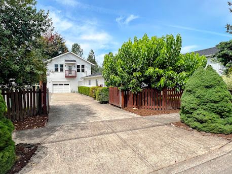 605 North Grant Street